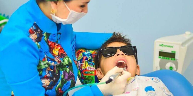 Top 10 Dental Care Tips for Parents: Keeping Your Child's Smile Bright